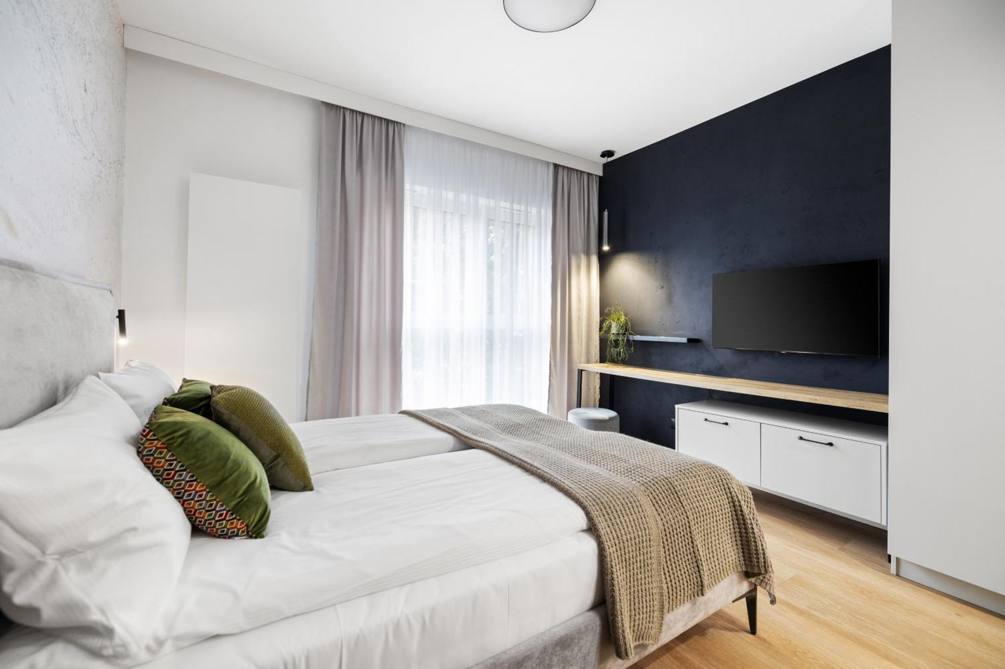 Aparthotel City Break Plac Wolnosci 6 Poznan Ngoại thất bức ảnh